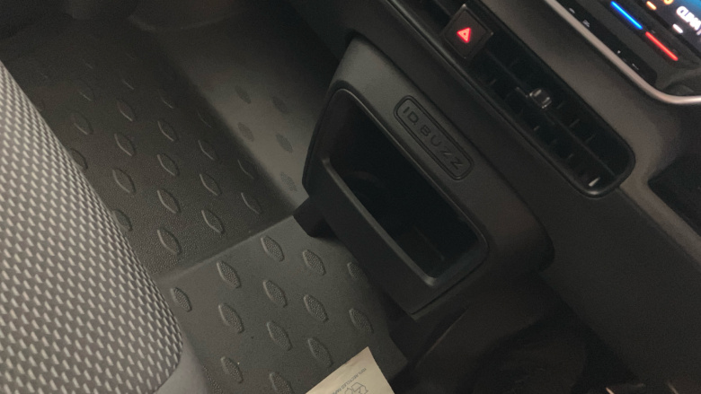 Volkswagen Id.Buzz Cargo 210kW Commerce Plus 79kWh Auto